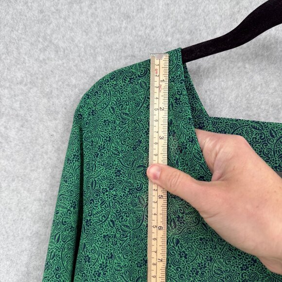 Cabi Womens Bountiful Blouse Size M Green Navy Ditsy Floral Sheer Style 5208 EUC - Picture 7 of 9